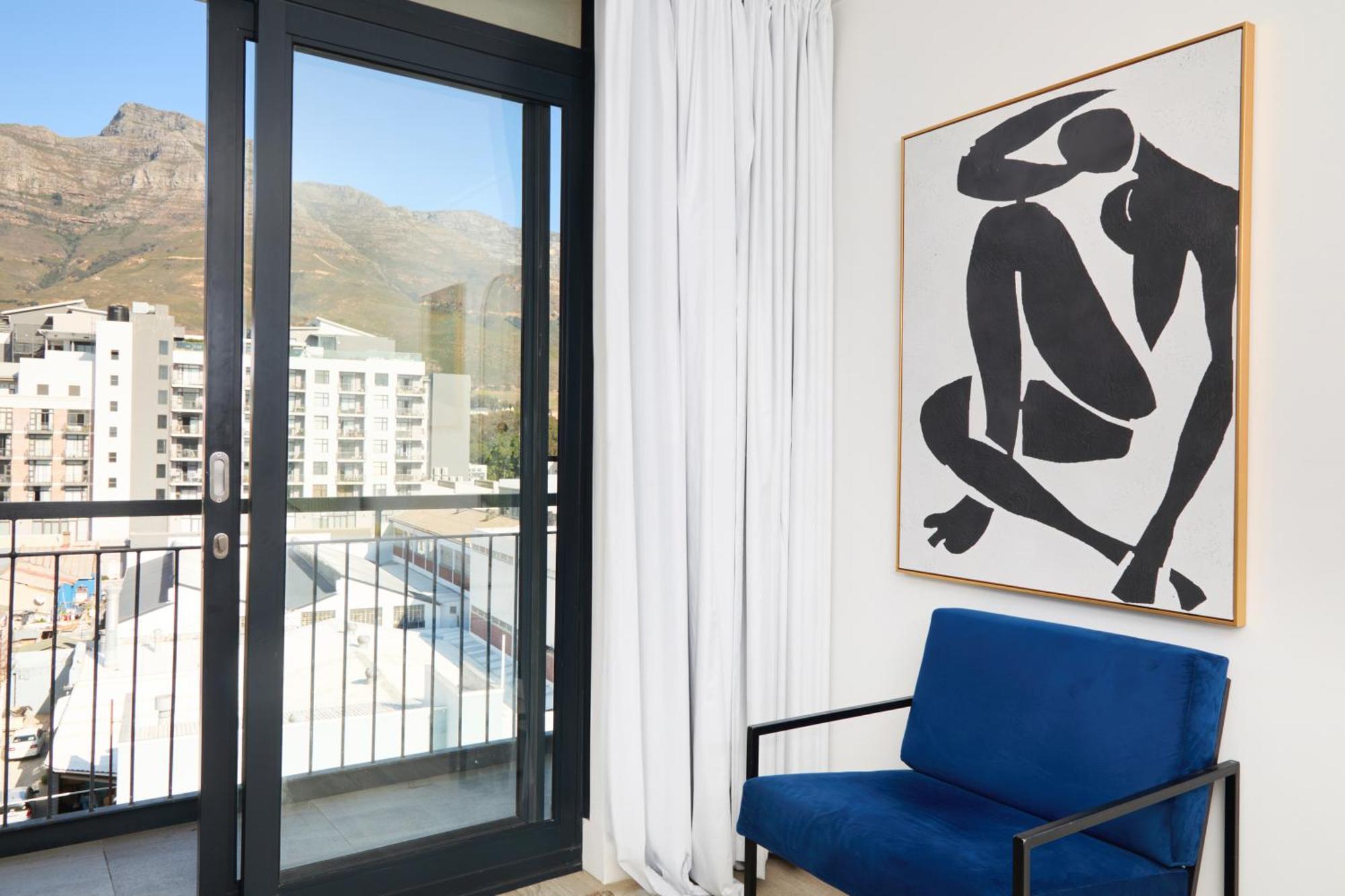 Club At 1 On Building Aparthotel Cape Town