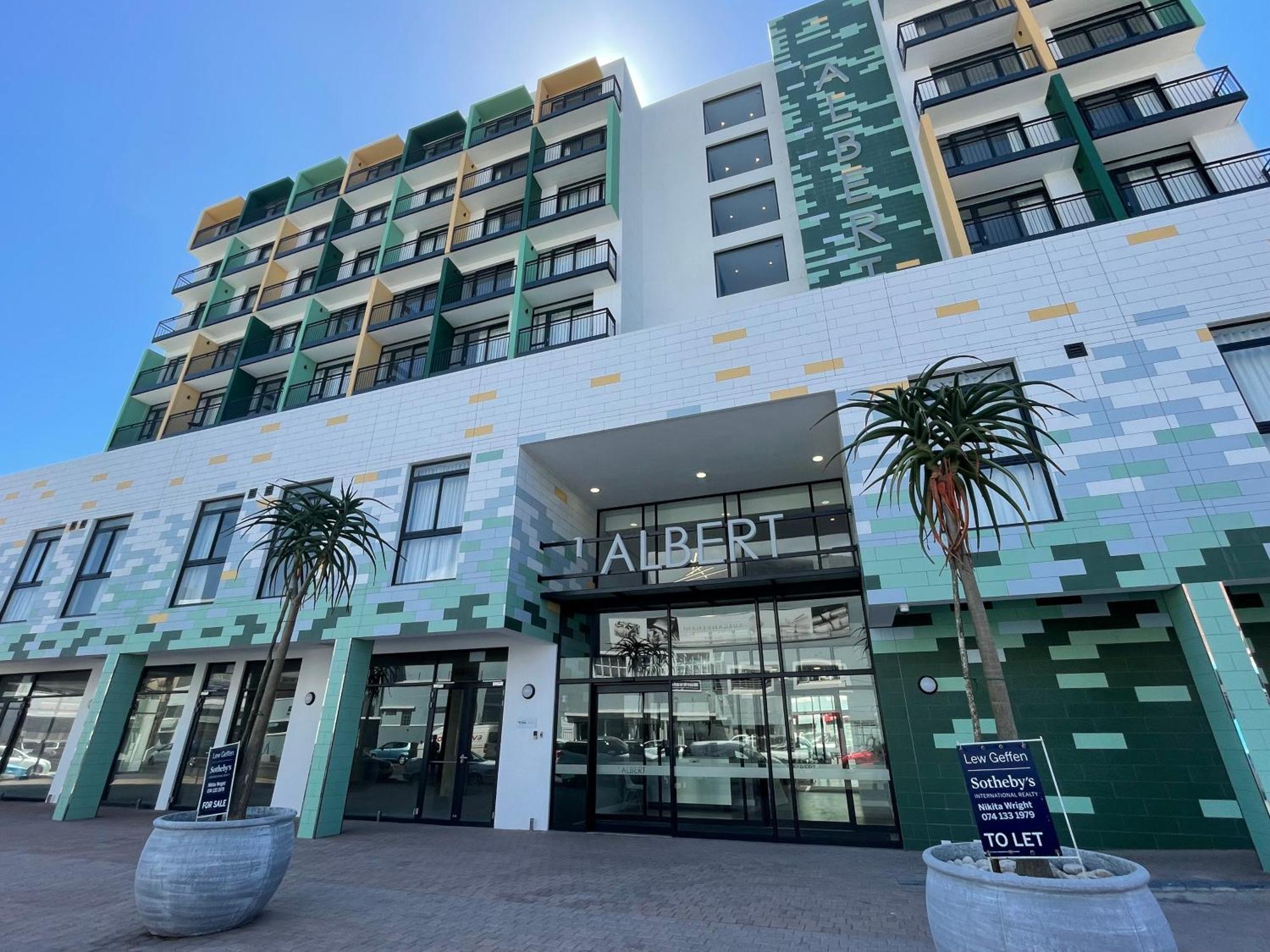 Aparthotel Club At 1 On Building Cape Town